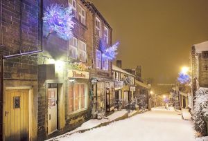 haworth first snow november 27 2010  233 am image 3 edit 1 bright 1 sm.jpg